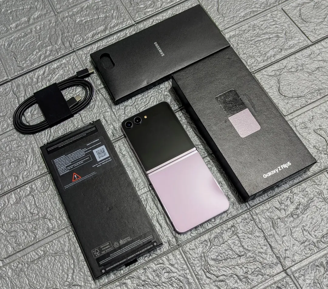 Samsung Z Flip 5  